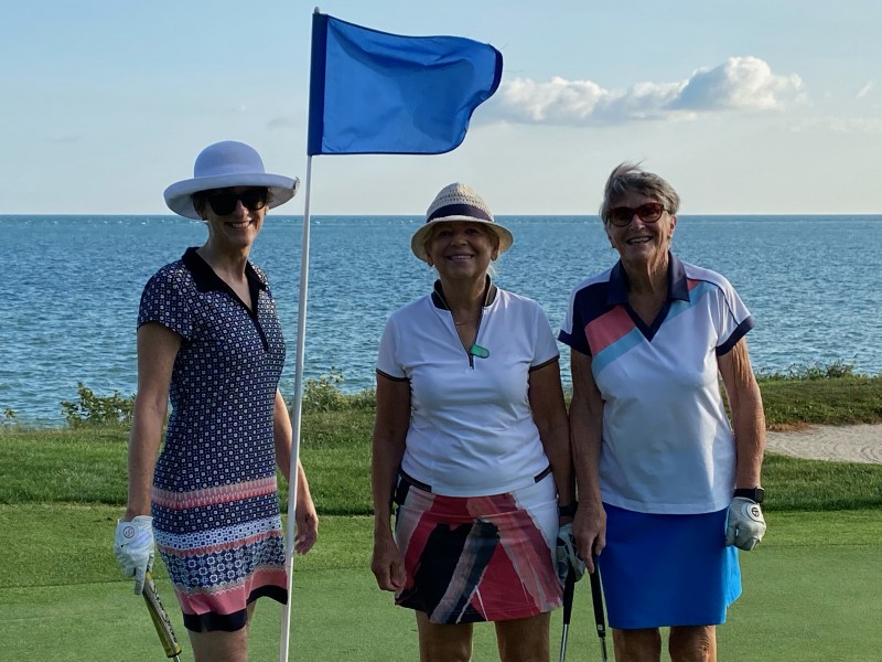 Carolyn Porter, Lisa Allen and Donna Lailey all beat the pro. (Billy Simkin)