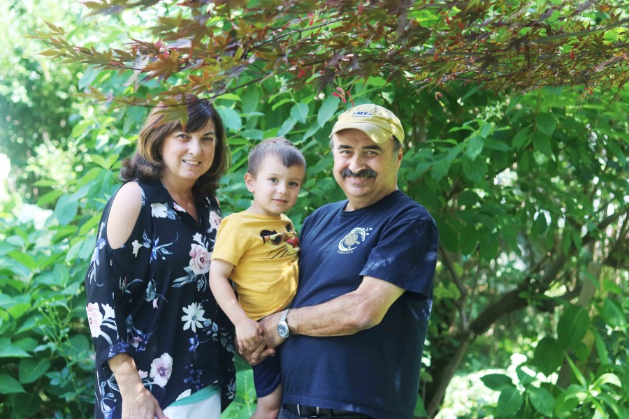 Demi and Edward Nasello with Xavier Smith. The 125 Centre St. homeowners are Garden of the Week winners for Week 11. (Photos by Brittany Carter and Dariya Baiguzhiyeva/Niagara Now)