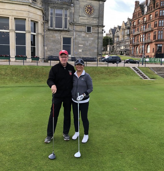 Kevin MacLean and May Chang on the first tee of the Old Course. (Photo by caddy Bruce Gordon)