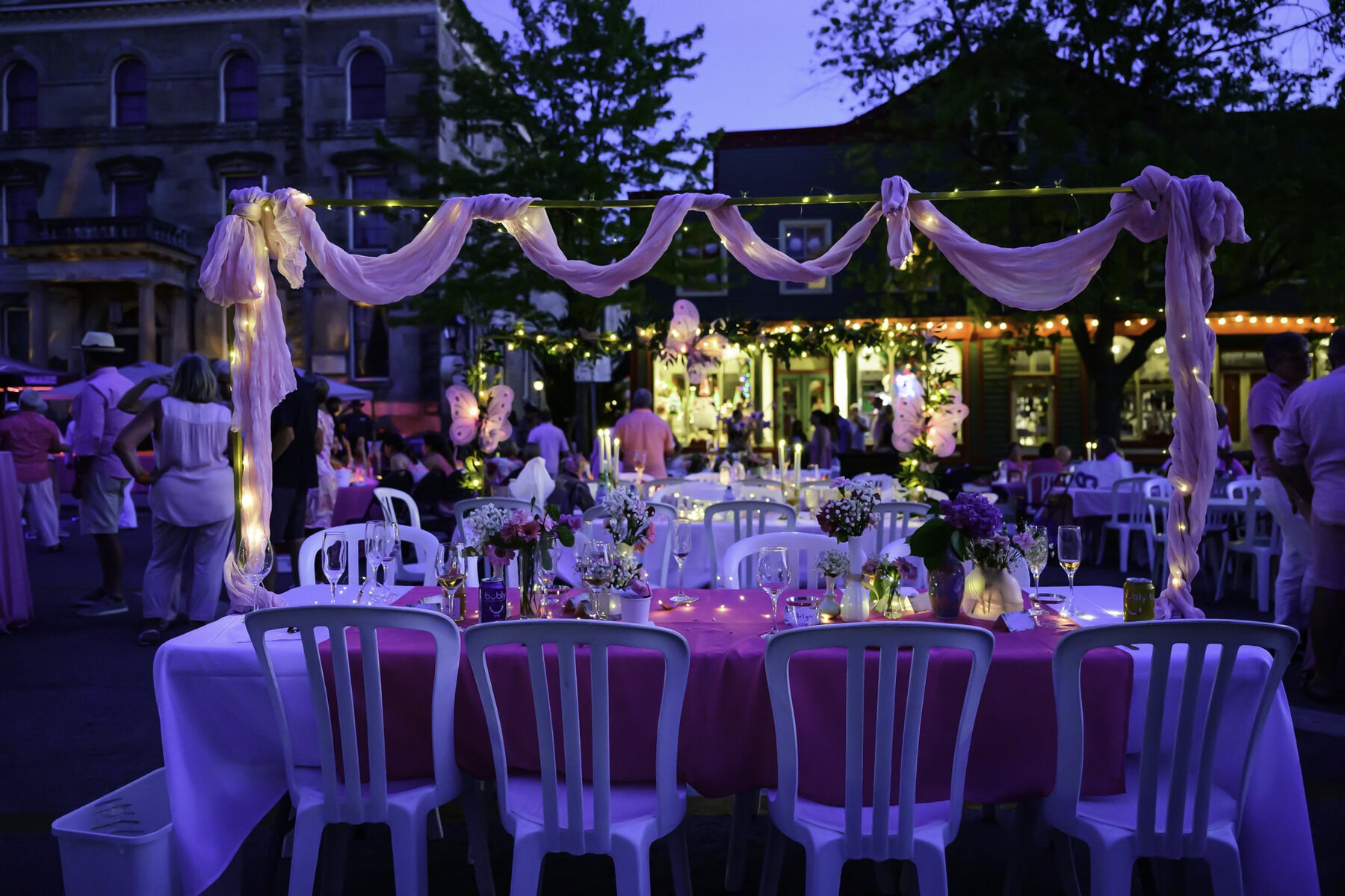 As the sun set on Niagara-on-the-Lake, many dinner guests' tables lit up with the bright hues of pink and twinkly lights.