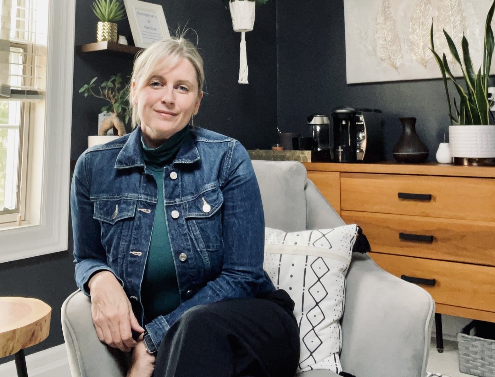 Kelli Nicholson, a clinical therapist who works with first responders, says part of her work is teaching people to recognize the emotions they're feeling in times of stress.