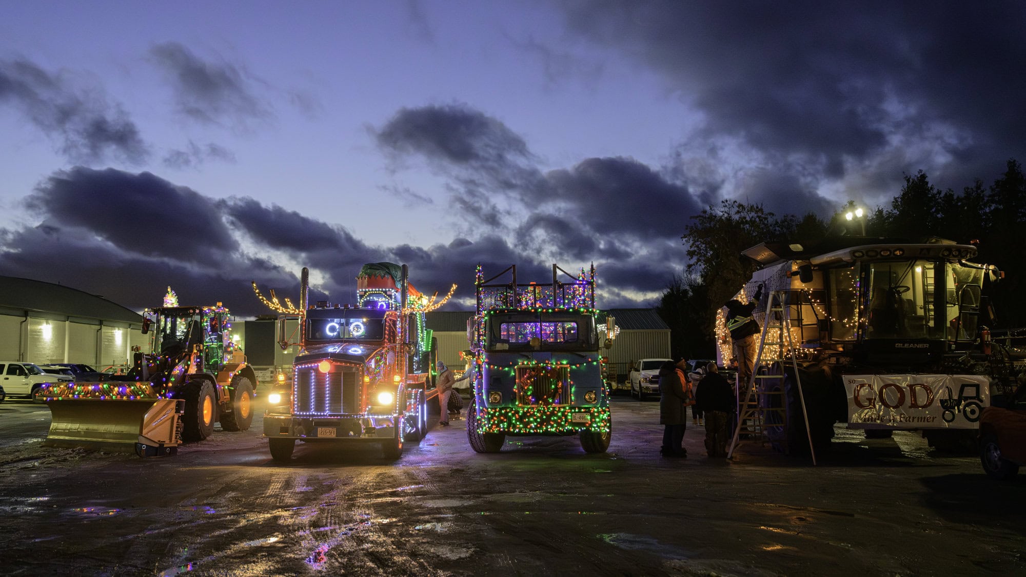 The sun sets over Centennial Arena as participants set up for the parade, kicking off at 6 p.m.