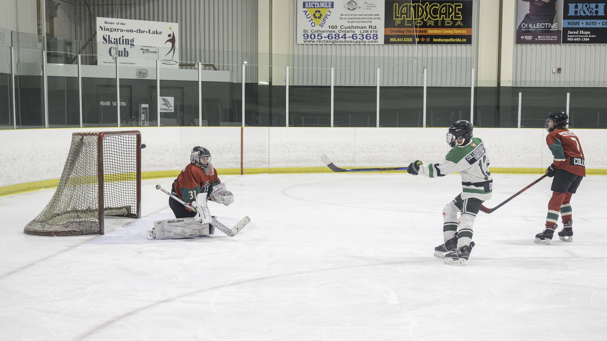 The NOTL U13 Wolves team #1 made two successful shots on NOTL team #2's goal in the championship game, delivered by Jordan Dulas and Maximilliam Czarniak. Team #1, in the end, were the runner-ups in the championship against Team #2, which won 4-2.