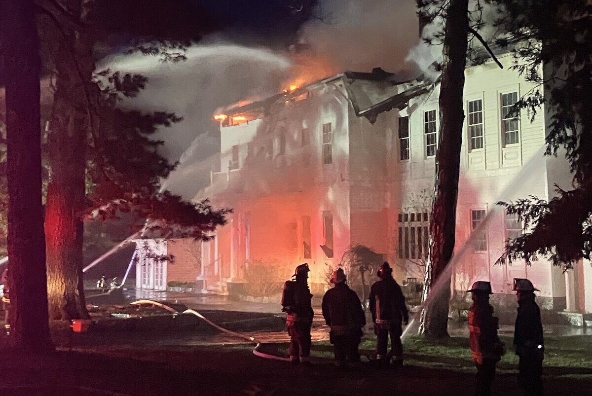 Doug Munkley won Best Spot News Photo for his image of the Glencairn Hall fire.