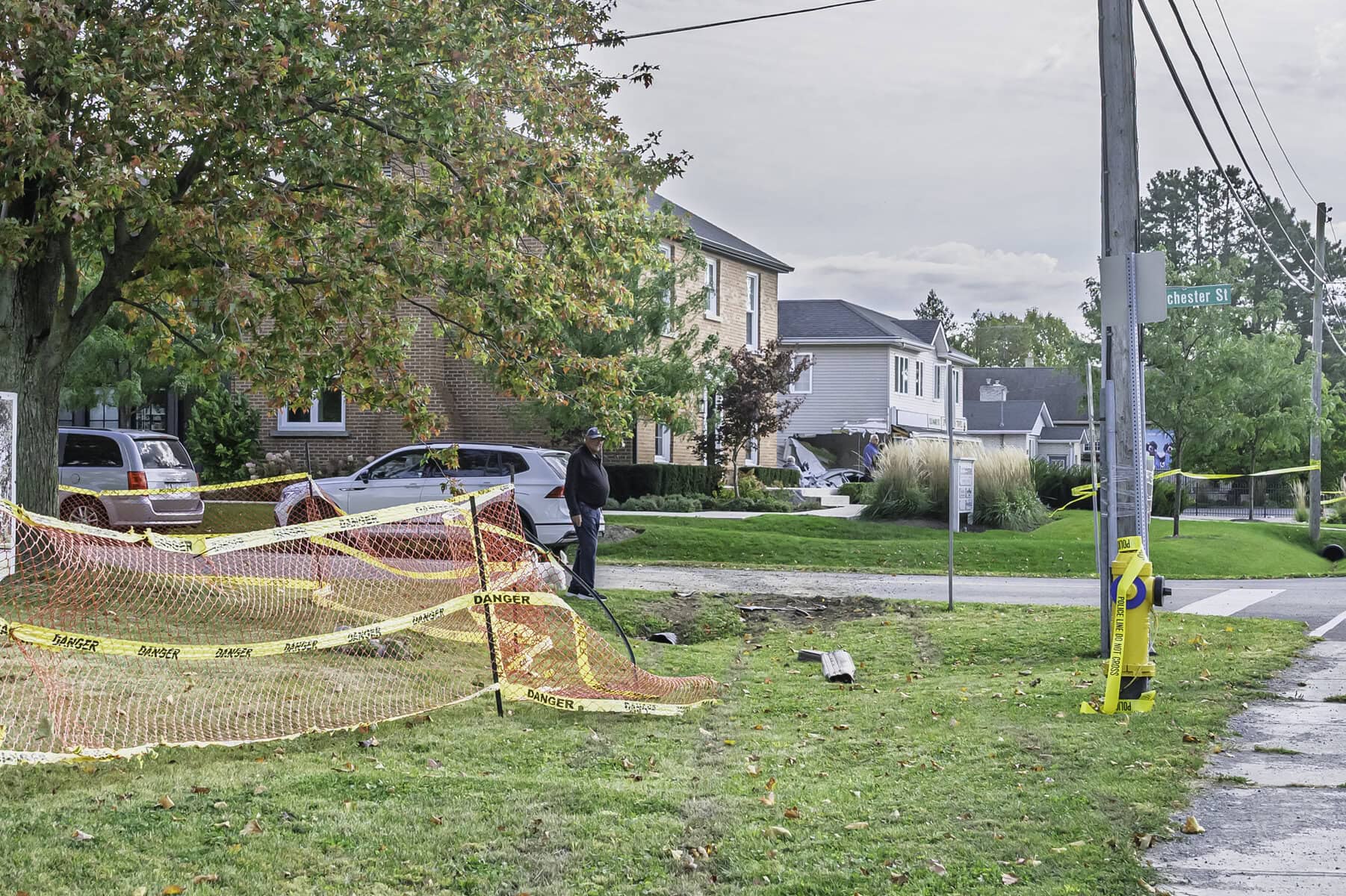 The impact of the early-morning accident extended beyond 333 Mary St. Based on that route and the layout of the bend, the vehicle would have crossed the front lawn of 339 Mary St. before hitting 333 Mary St.