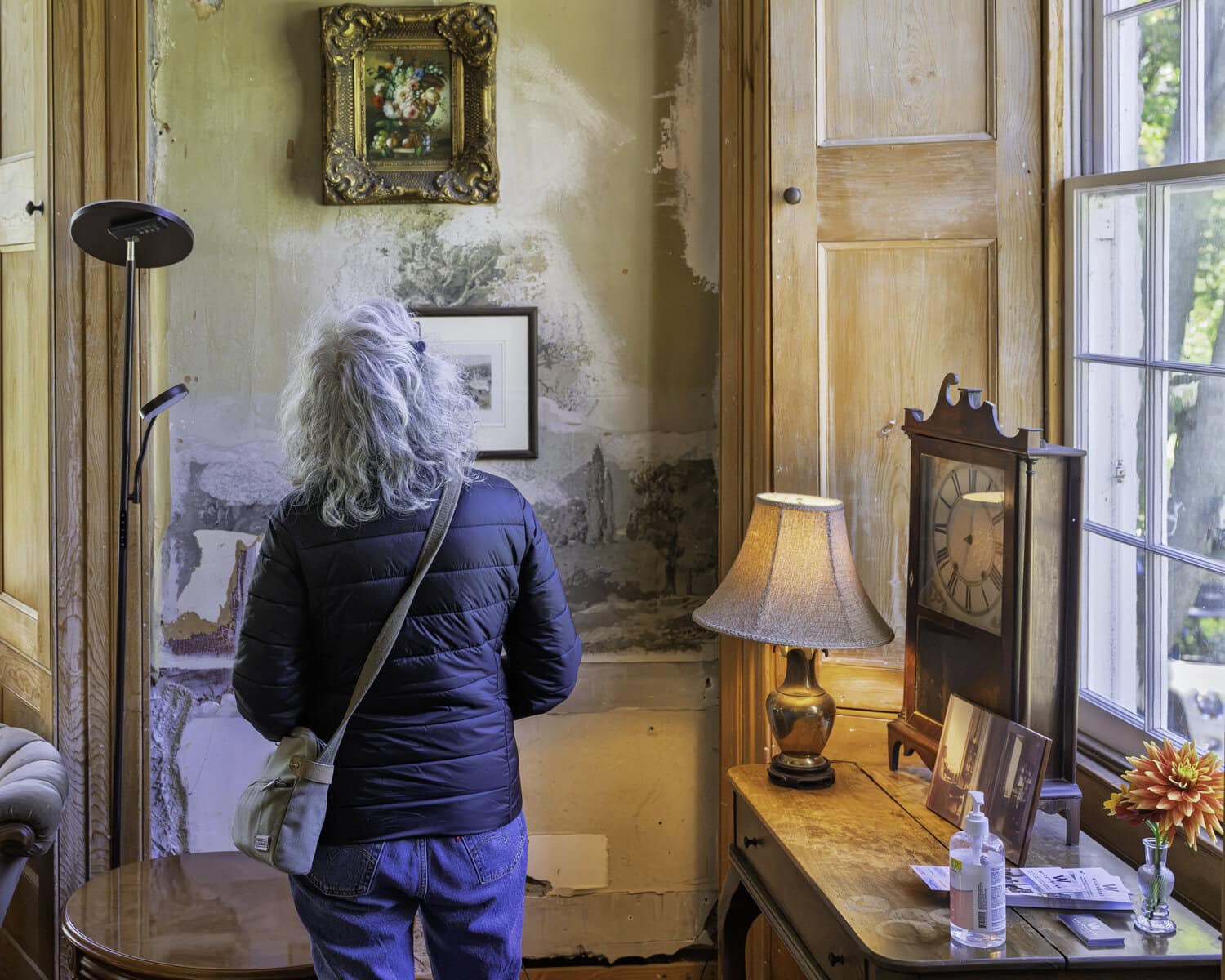 The Willowbank School of Restoration Arts is situated inside the 19th-century Willowbank Estate, and houses many artifacts from this era and from other inhabitants who've come and gone through the mansion in Queenston.