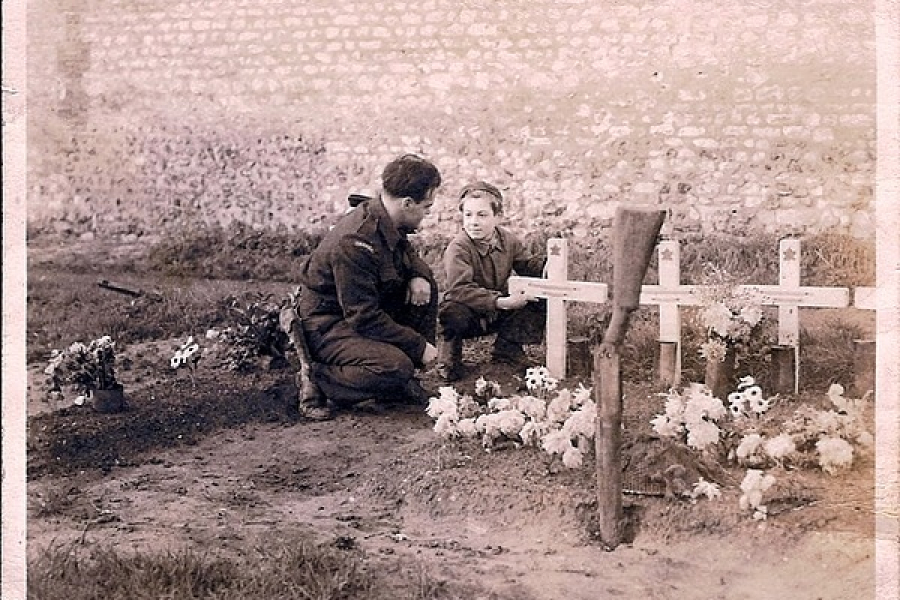 A temporary burial in Fleruy-sur-Orne.
