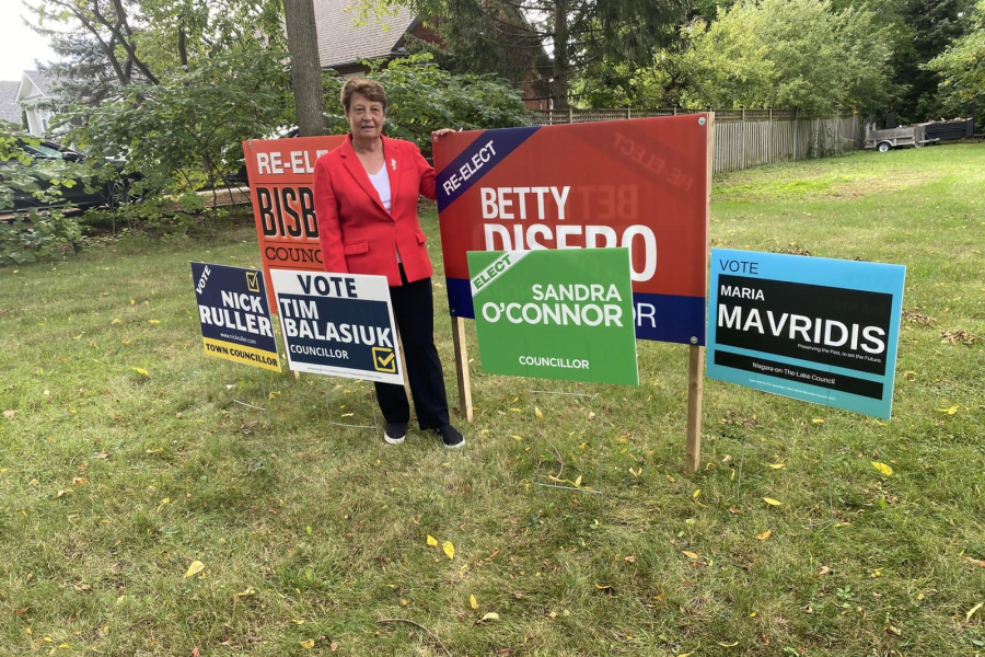 Like many people at election time, incumbent Lord Mayor
Betty Disero has lawn signs showing who she is supporting
in the Oct. 24 municipal election.